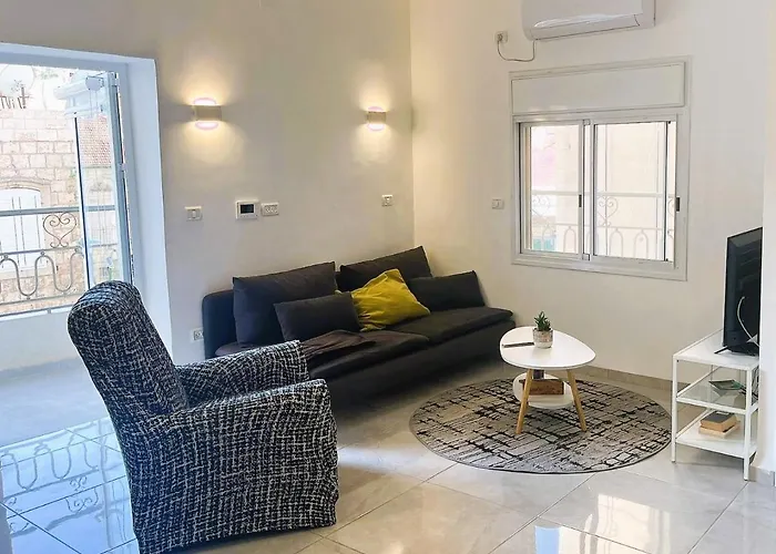A Cozy 2Bdrm Home In Wadi-Nisnas Haifa
