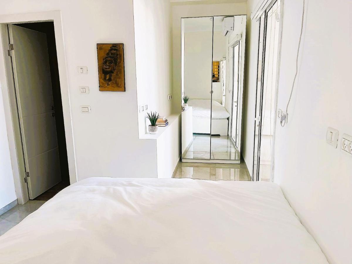 A Cozy 2bdrm In Wadi-nisnas * חיפה