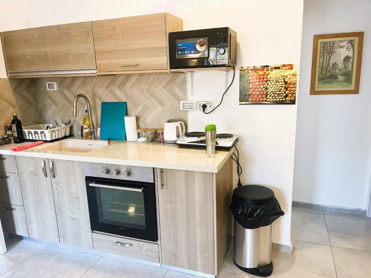 דירה A Cozy 2bdrm In Wadi-nisnas